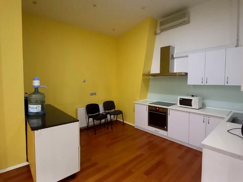 комерційна за адресою Євгена Чикаленка вул. (Пушкінська), 45/2