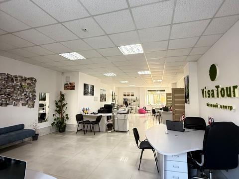 комерційна за адресою Героїв УПА вул., 29