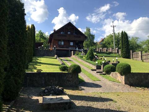 будинок за адресою Головна