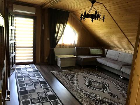 будинок за адресою Головна