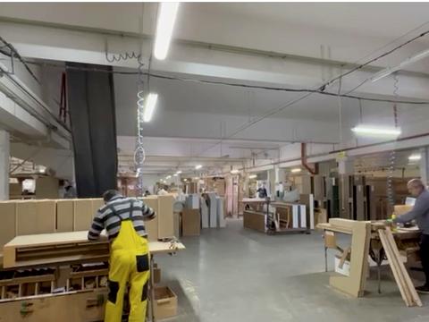 комерційна за адресою Івана Сірка вул., 6