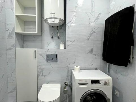 квартира по адресу Драгоманова ул., 2