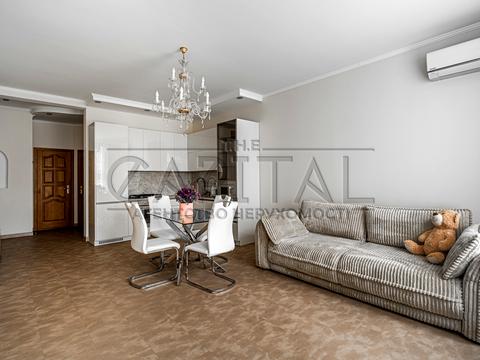 квартира за адресою Костянтинівська вул., 22/17