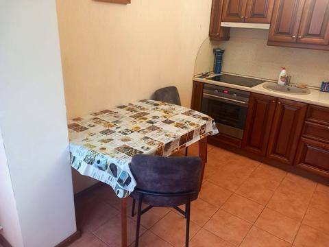 квартира за адресою Пантелеймона Куліша пл., 15