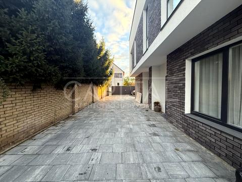 дом по адресу Борщаговская ул.