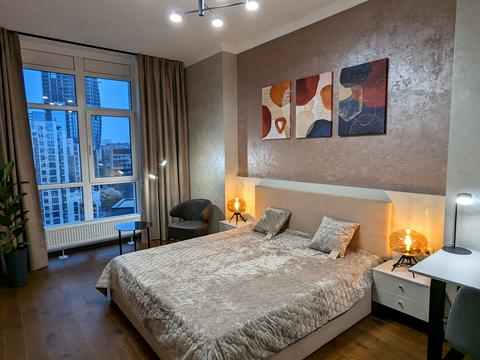 квартира за адресою Академіка Філатова вул., 2/1