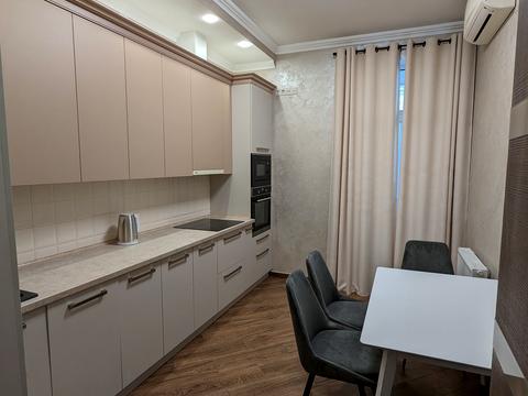 квартира за адресою Академіка Філатова вул., 2/1