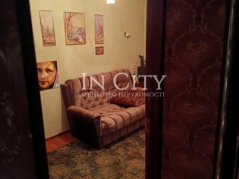 квартира за адресою Ольжича вул., 4