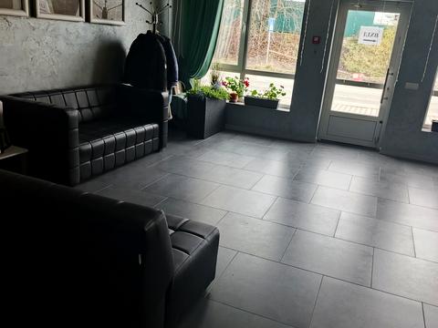 комерційна за адресою Васильківська, 1Б