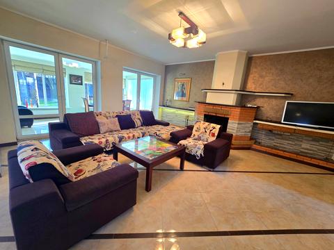 будинок за адресою с. Лебедівка, Набережна вул.