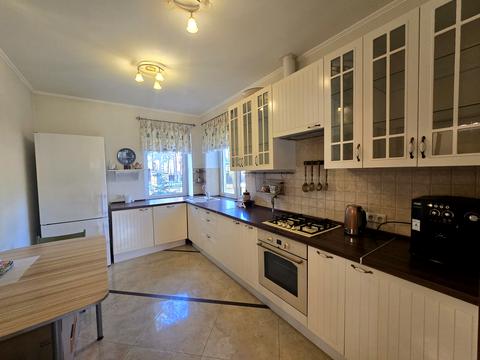 будинок за адресою с. Лебедівка, Набережна вул.