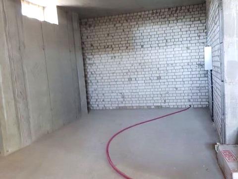 комерційна за адресою Івана Богуна вул., 1