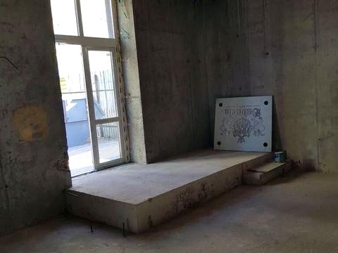 комерційна за адресою Івана Богуна вул., 1