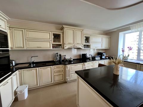 квартира за адресою Валерія Лобановського вул., 19