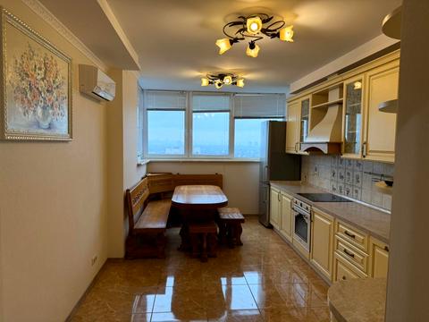 квартира за адресою Воскресенська вул., 16-Г