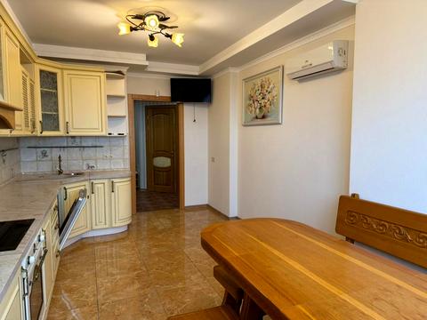 квартира за адресою Воскресенська вул., 16-Г