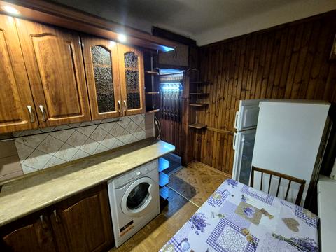 квартира за адресою Київ, Чорних Запорожців вул. (Петра Запорожця), 8-В