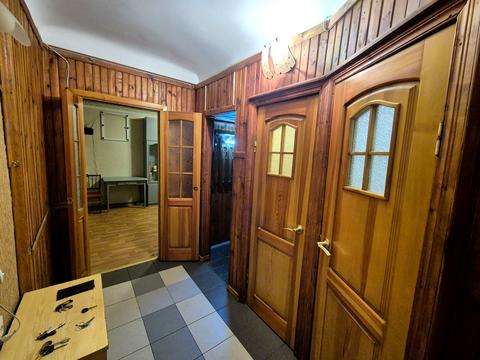 квартира за адресою Київ, Чорних Запорожців вул. (Петра Запорожця), 8-В