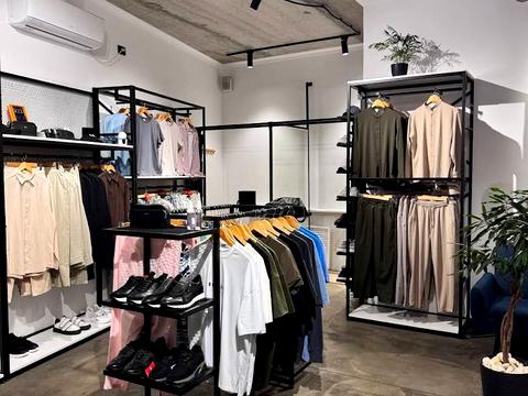 комерційна за адресою Виконкомівська вул., 11