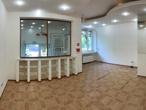 комерційна за адресою Білоруська вул., 9