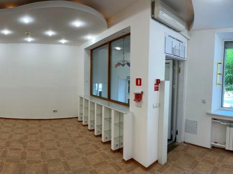 комерційна за адресою Білоруська вул., 9