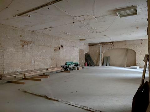 комерційна за адресою Київ, Євгена Чикаленка вул. (Пушкінська), 31