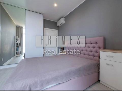 квартира за адресою Регенераторна вул., 4