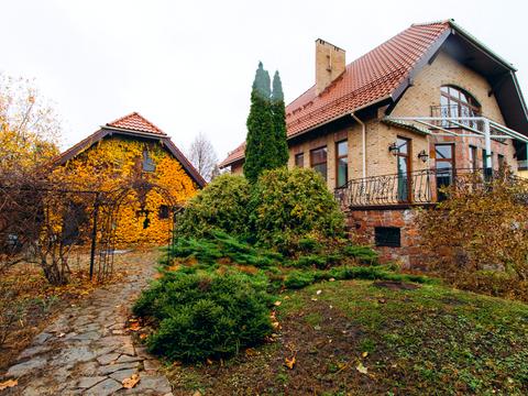 будинок за адресою Сонячна вул., 3