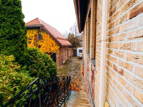 будинок за адресою Сонячна вул., 3