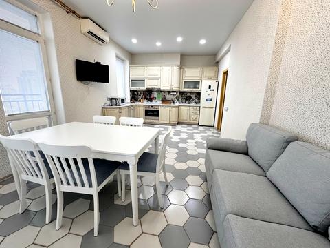 квартира по адресу Calle Dilova ул. (Димитрова), 4