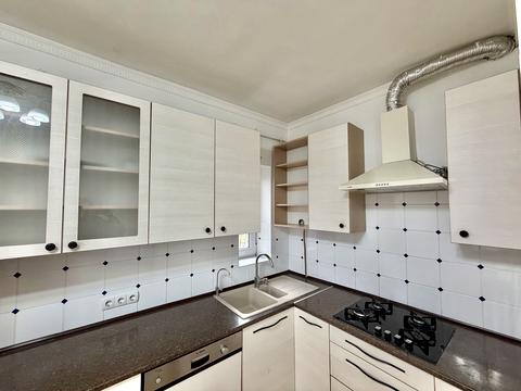 будинок за адресою Головна