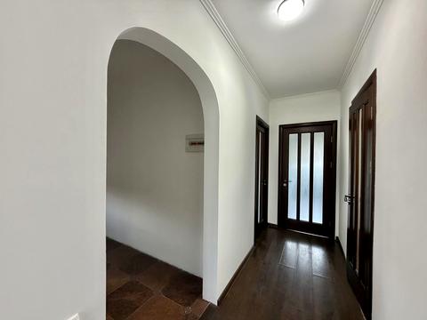 будинок за адресою Головна