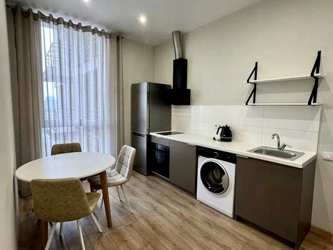 квартира за адресою Геранієва вул., 8