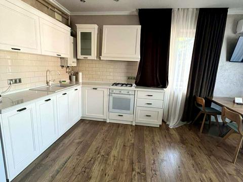 квартира по адресу Добрянского ул., 19