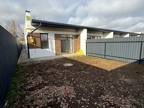 будинок за адресою Успішна