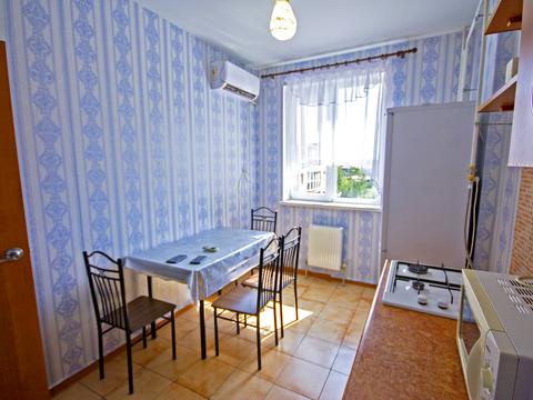 квартира за адресою смт. Авангард, Торгова вул., 15а