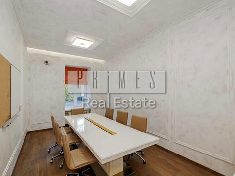 комерційна за адресою Євгена Чикаленка вул. (Пушкінська), 33