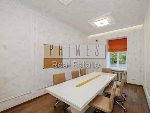 комерційна за адресою Євгена Чикаленка вул. (Пушкінська), 33