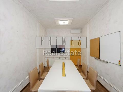 комерційна за адресою Євгена Чикаленка вул. (Пушкінська), 33