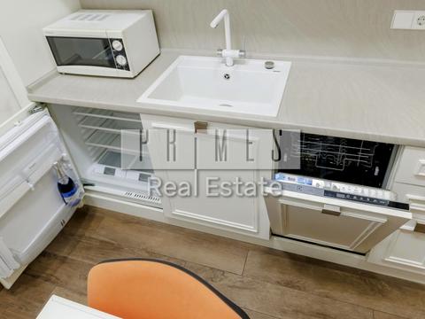 комерційна за адресою Євгена Чикаленка вул. (Пушкінська), 33