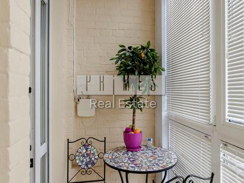 комерційна за адресою Євгена Чикаленка вул. (Пушкінська), 33