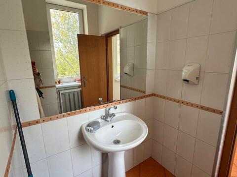 коммерческая по адресу Бехтеревский пер., 4-В