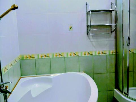 квартира за адресою Василя Верховинця вул., 10