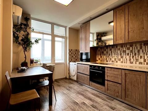 квартира за адресою Авіаконструктора Ігоря Сікорського вул. (Танкова), 4-Б