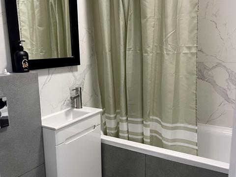 квартира по адресу Героев Небесной Сотни просп., 16/10