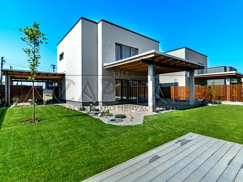 дом по адресу Шкільна