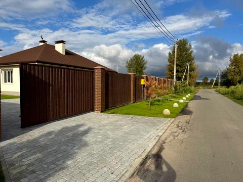 будинок за адресою успішна, 4