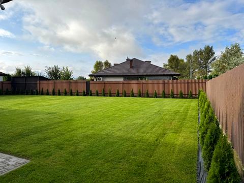 будинок за адресою успішна, 4