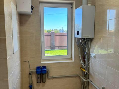 будинок за адресою успішна, 4