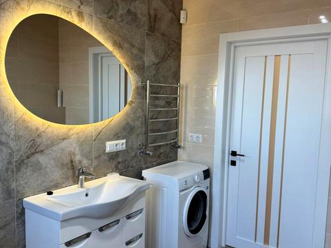 будинок за адресою успішна, 4